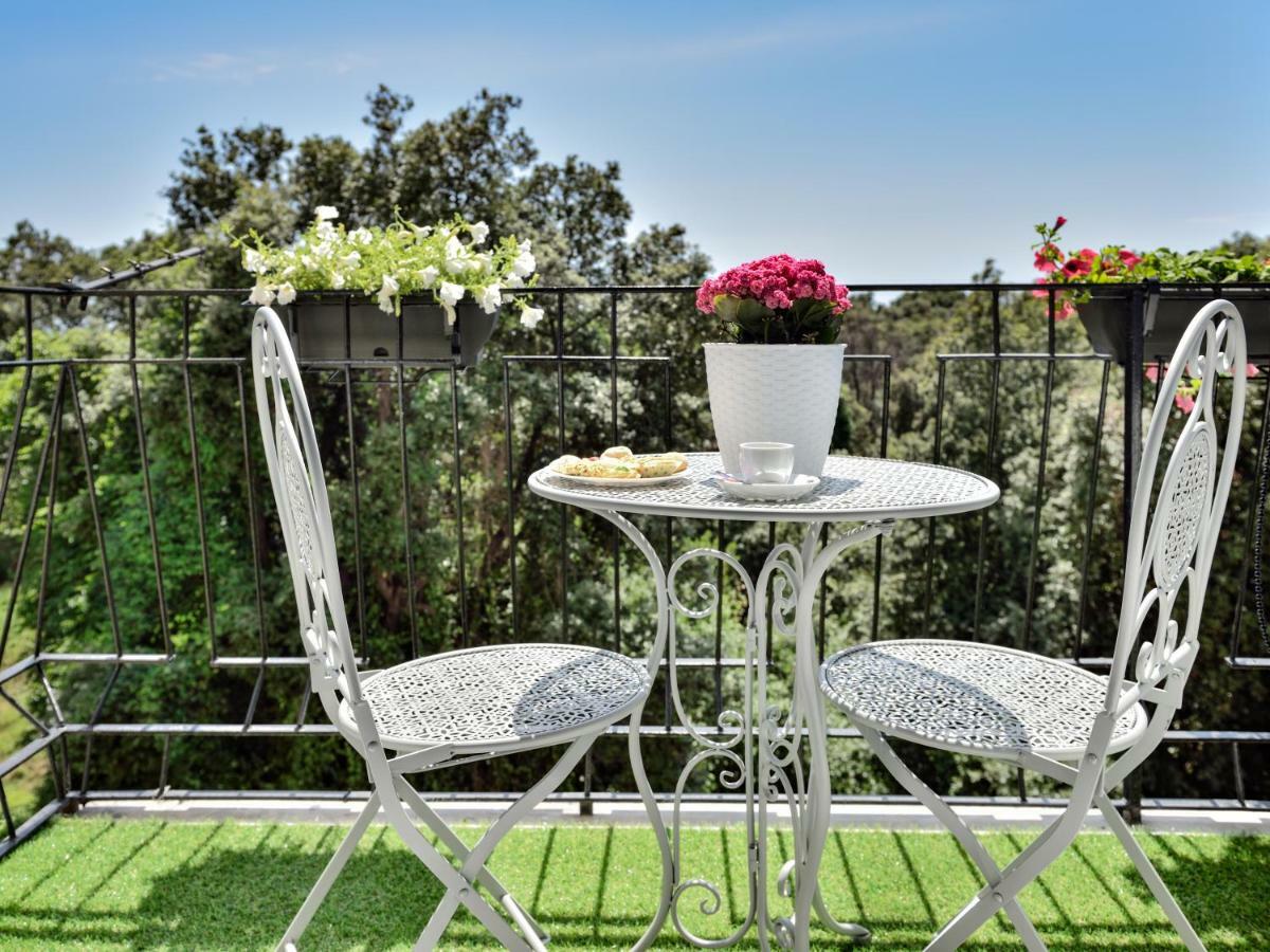 Insula House Bed & Breakfast Ercolano Bagian luar foto