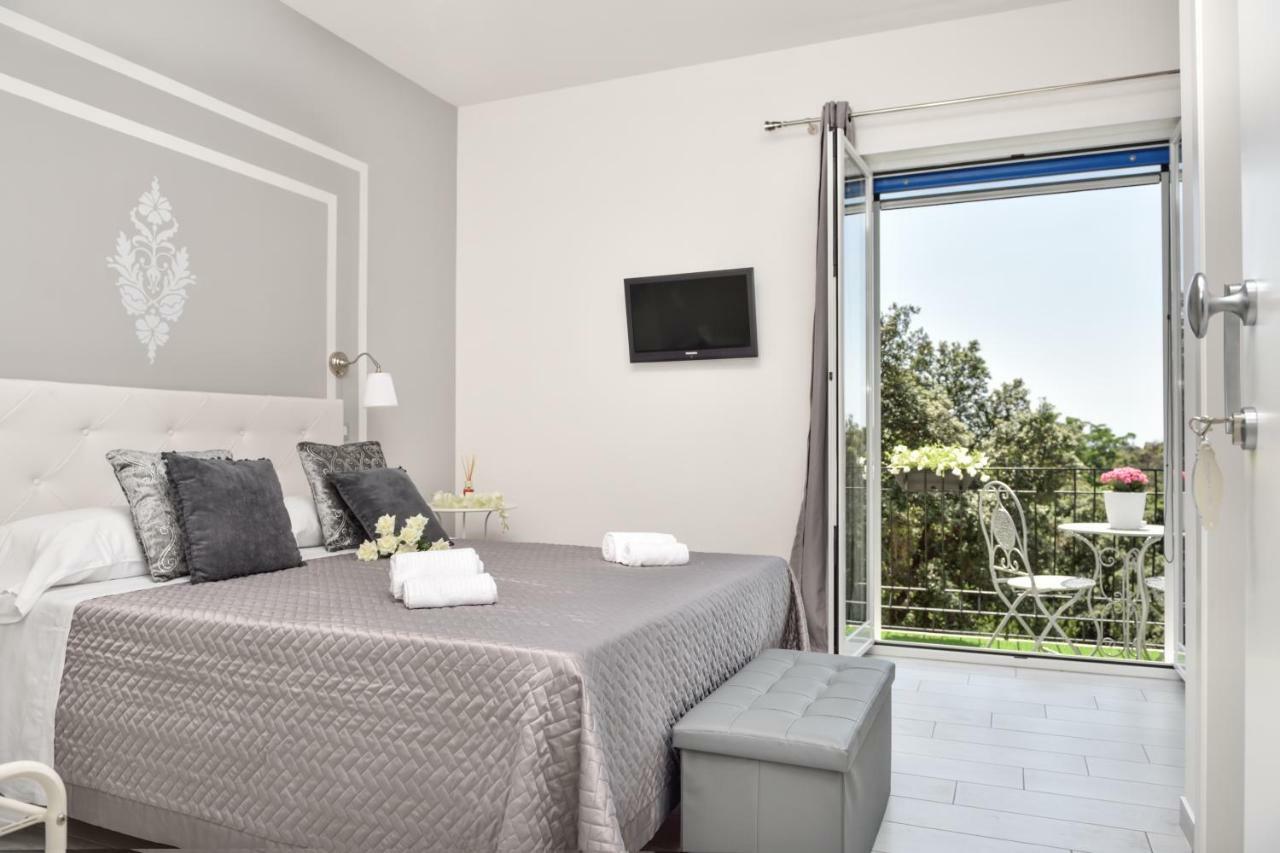 Insula House Bed & Breakfast Ercolano Bagian luar foto